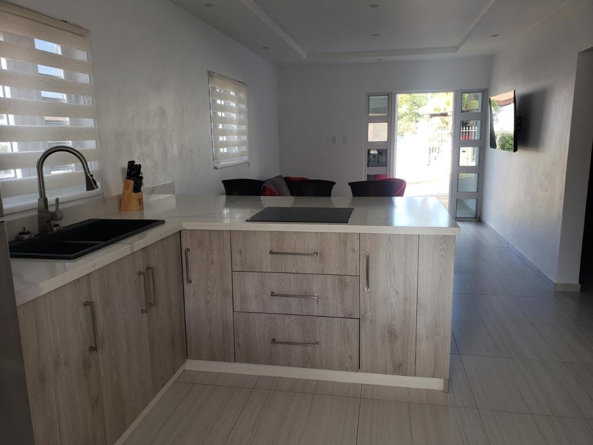 Cg Apartment - Flamboyan Willemstad Exterior photo